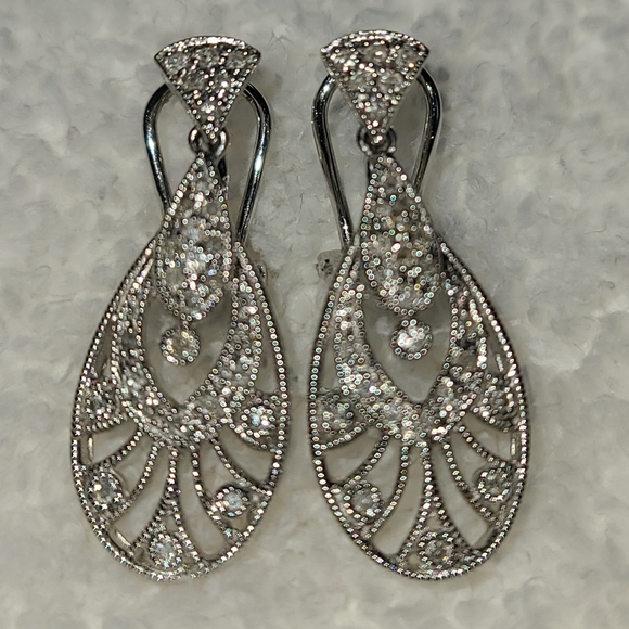 White 14K Gold with Dimonds earrings - Picture 8 of 16